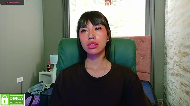Snapshot of _mavis2 chatting on September 19, 2025, 8:02 pm mavis2 online show from September 19, 2025, 8:02 pm