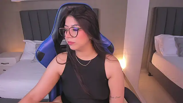 anagil  online show from April 6, 2026, 1:45 pm