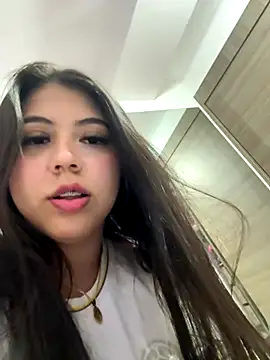 Snapshot of anagil_ chatting on September 16, 2025, 6:47 am anagil online show from September 16, 2025, 6:47 am