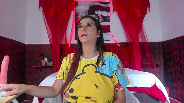 devorapollasmilf4u online show from October 6, 2025, 7:47 pm