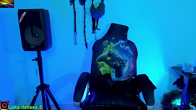 zeus 7777 online show from December 4, 2025, 8:02 am