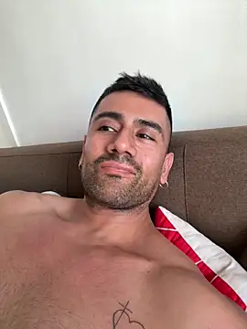 Morlu43 online show from March 1, 2026, 10:21 pm