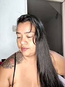 Snapshot of NARNYALABELLA chatting on May 7, 2026, 9:45 am NARNYALABELLA online show from May 7, 2026, 9:45 am