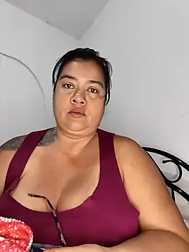 Snapshot of NARNYALABELLA chatting on January 13, 2026, 9:13 am NARNYALABELLA online show from January 13, 2026, 9:13 am