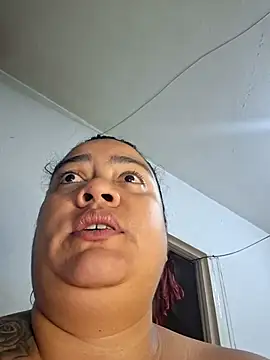 Snapshot of NARNYALABELLA chatting on November 12, 2025, 10:30 am NARNYALABELLA online show from November 12, 2025, 10:30 am