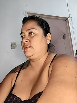 Snapshot of NARNYALABELLA chatting on January 15, 2026, 10:13 pm NARNYALABELLA online show from January 15, 2026, 10:13 pm