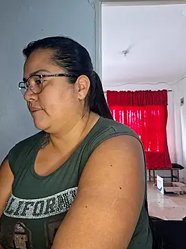 Snapshot of NARNYALABELLA chatting on December 14, 2025, 2:44 pm NARNYALABELLA online show from December 14, 2025, 2:44 pm