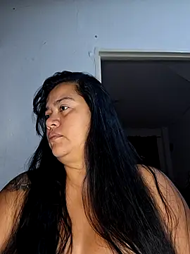 Snapshot of NARNYALABELLA chatting on May 2, 2026, 9:47 am NARNYALABELLA online show from May 2, 2026, 9:47 am
