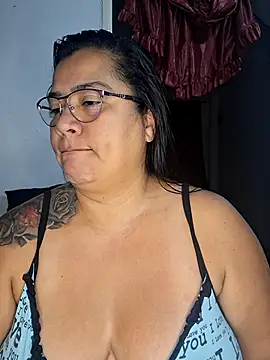 Snapshot of NARNYALABELLA chatting on December 19, 2025, 9:33 am NARNYALABELLA online show from December 19, 2025, 9:33 am