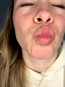 Snapshot of BritgetPsychol chatting on September 9, 2025, 2:54 am BritgetPsychol online show from September 9, 2025, 2:54 am