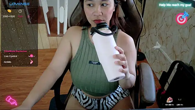 sweet-candy07 online show from October 2, 2025, 3:43 am