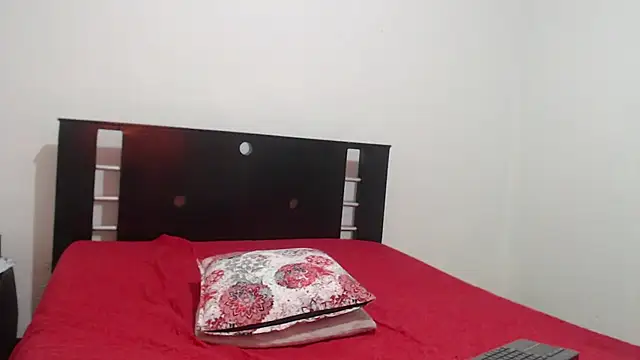 Snapshot of nathaly_jones_ chatting on October 21, 2025, 10:09 pm nathaly jones online show from October 21, 2025, 10:09 pm