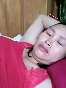 maple694 online show from November 6, 2025, 2:10 pm