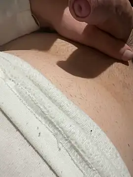 Snapshot of elcalabacin chatting on March 2, 2026, 11:44 pm elcalabacin online show from March 2, 2026, 11:44 pm