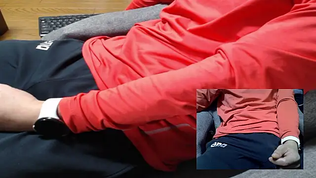 Yasu2000 online show from April 8, 2026, 1:18 am