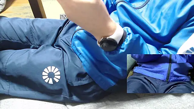 Yasu2000 online show from February 8, 2026, 3:48 am