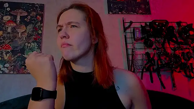 Snapshot of the_high_priestess chatting on May 15, 2026, 5:05 am the high priestess online show from May 15, 2026, 5:05 am