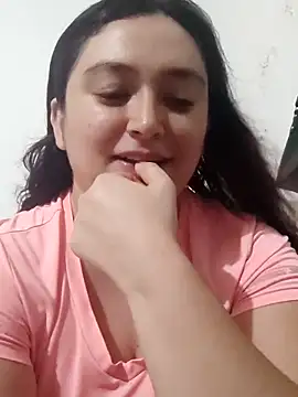 Snapshot of Anaa_Rose chatting on November 25, 2025, 7:36 pm Anaa Rose online show from November 25, 2025, 7:36 pm