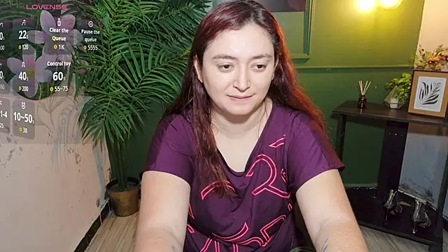 Anaa Rose online show from May 28, 2026, 1:06 pm