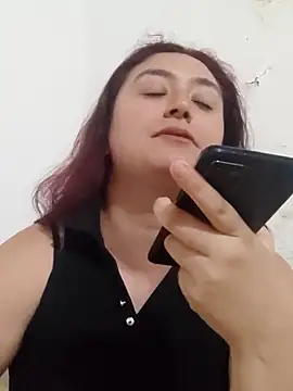 Snapshot of Anaa_Rose chatting on December 13, 2025, 8:04 pm Anaa Rose online show from December 13, 2025, 8:04 pm