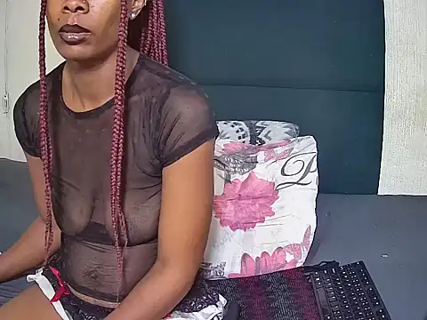 Snapshot of Pretty_miss_devilxxx35 chatting on June 20, 2026, 7:52 pm Pretty miss devilxxx35 online show from June 20, 2026, 7:52 pm