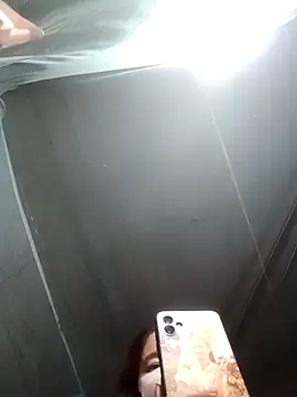 Mimi fx3 online show from October 30, 2025, 3:53 pm