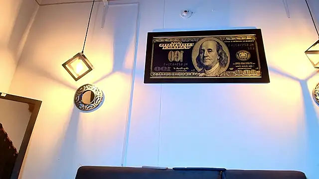 catalina santana20 online show from March 14, 2026, 8:37 pm