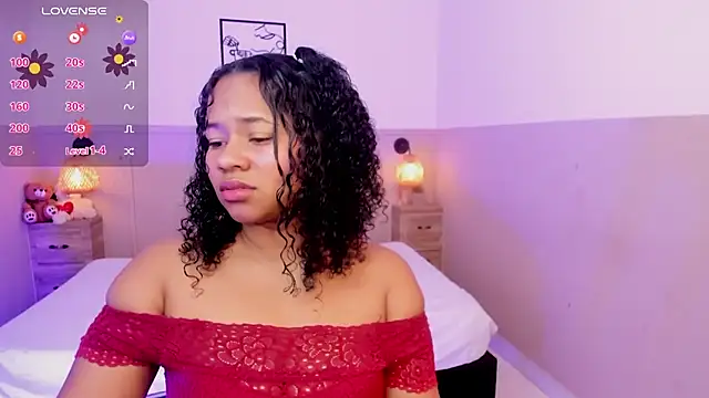 Snapshot of AuroraSky8 chatting on October 28, 2025, 11:53 am AuroraSky8 online show from October 28, 2025, 11:53 am