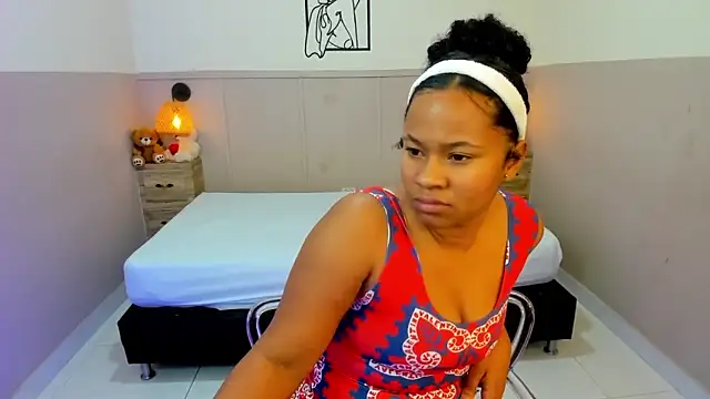 Snapshot of AuroraSky8 chatting on November 15, 2025, 12:20 pm AuroraSky8 online show from November 15, 2025, 12:20 pm