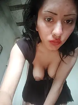 emilypeluda online show from September 12, 2025, 2:39 pm