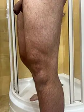 mrnice2222 online show from January 16, 2026, 12:47 am