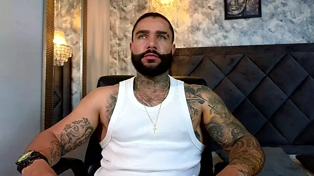 Apolo rousse1 online show from September 15, 2025, 8:53 pm