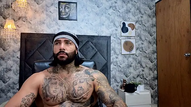 Apolo rousse1 online show from October 4, 2025, 10:55 pm