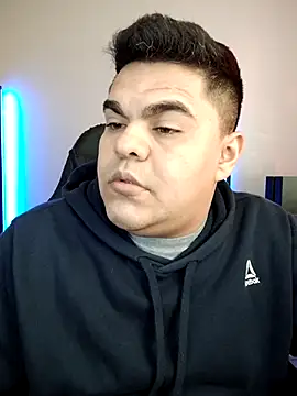 Snapshot of perversus12 chatting on February 23, 2026, 7:47 pm perversus12 online show from February 23, 2026, 7:47 pm