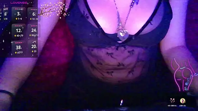 Snapshot of Sapphire_Gd chatting on October 23, 2025, 8:51 pm Sapphire Gd online show from October 23, 2025, 8:51 pm