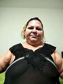 Snapshot of Miasmithr chatting on September 26, 2025, 7:37 am Miasmithr online show from September 26, 2025, 7:37 am