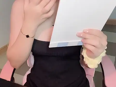 Snapshot of _AFang_ chatting on September 14, 2025, 6:14 am  AFang  online show from September 14, 2025, 6:14 am