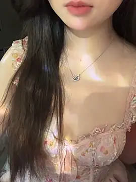 Nana kute20 online show from April 7, 2026, 3:58 pm