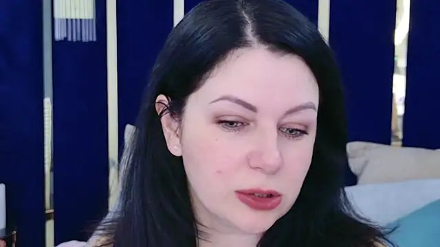 Snapshot of Nina_Stane chatting on October 2, 2025, 5:33 am Nina Stane online show from October 2, 2025, 5:33 am