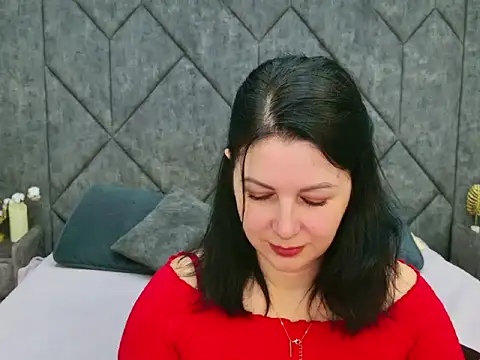 Snapshot of Nina_Stane chatting on October 6, 2025, 5:41 am Nina Stane online show from October 6, 2025, 5:41 am