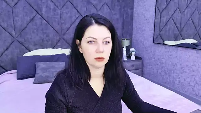 Snapshot of Nina_Stane chatting on October 1, 2025, 5:23 am Nina Stane online show from October 1, 2025, 5:23 am