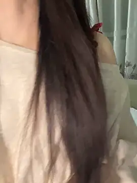 Dior baby online show from November 8, 2025, 1:09 am