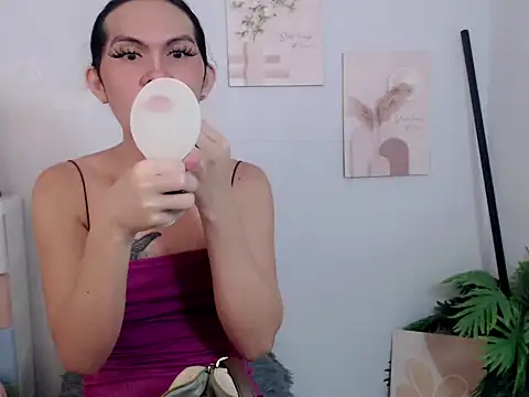 Pinkyweb 03 online show from April 28, 2026, 1:15 am