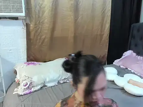 yunxieesweetgurl online show from October 29, 2025, 10:09 pm