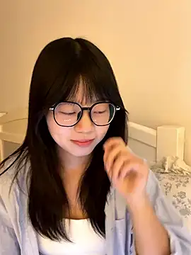 Snapshot of Ella-A9 chatting on November 21, 2025, 7:18 am Ella-A9 online show from November 21, 2025, 7:18 am