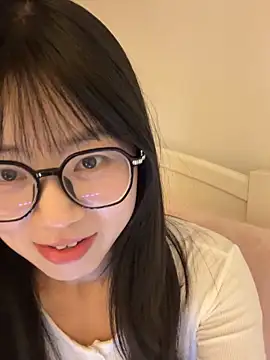 Snapshot of Ella-A9 chatting on November 27, 2025, 3:23 pm Ella-A9 online show from November 27, 2025, 3:23 pm