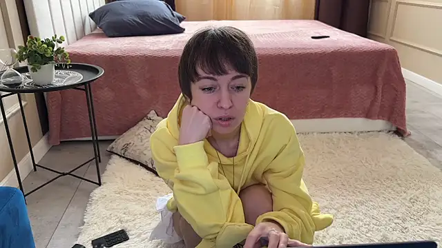 daniellia  online show from March 6, 2026, 9:26 am