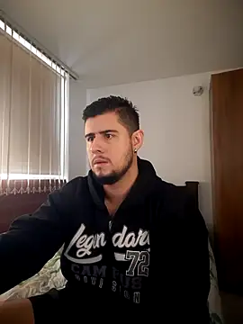 Snapshot of ryan_evanss chatting on September 30, 2025, 2:34 pm ryan evanss online show from September 30, 2025, 2:34 pm