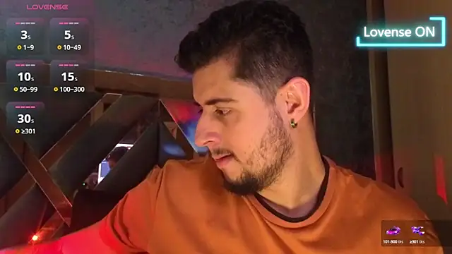 Snapshot of ryan_evanss chatting on September 12, 2025, 2:50 pm ryan evanss online show from September 12, 2025, 2:50 pm