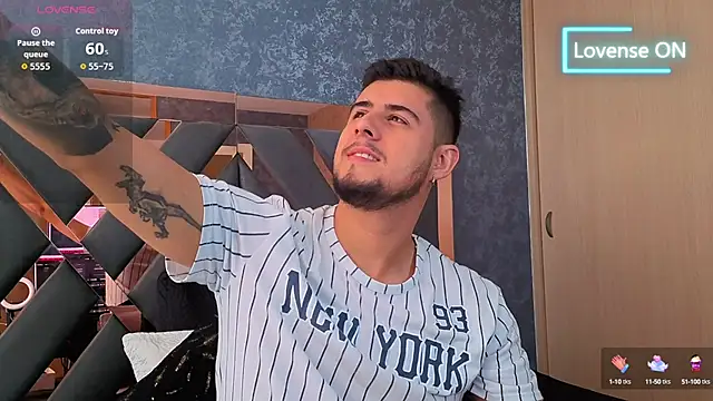 Snapshot of ryan_evanss chatting on September 24, 2025, 1:06 pm ryan evanss online show from September 24, 2025, 1:06 pm